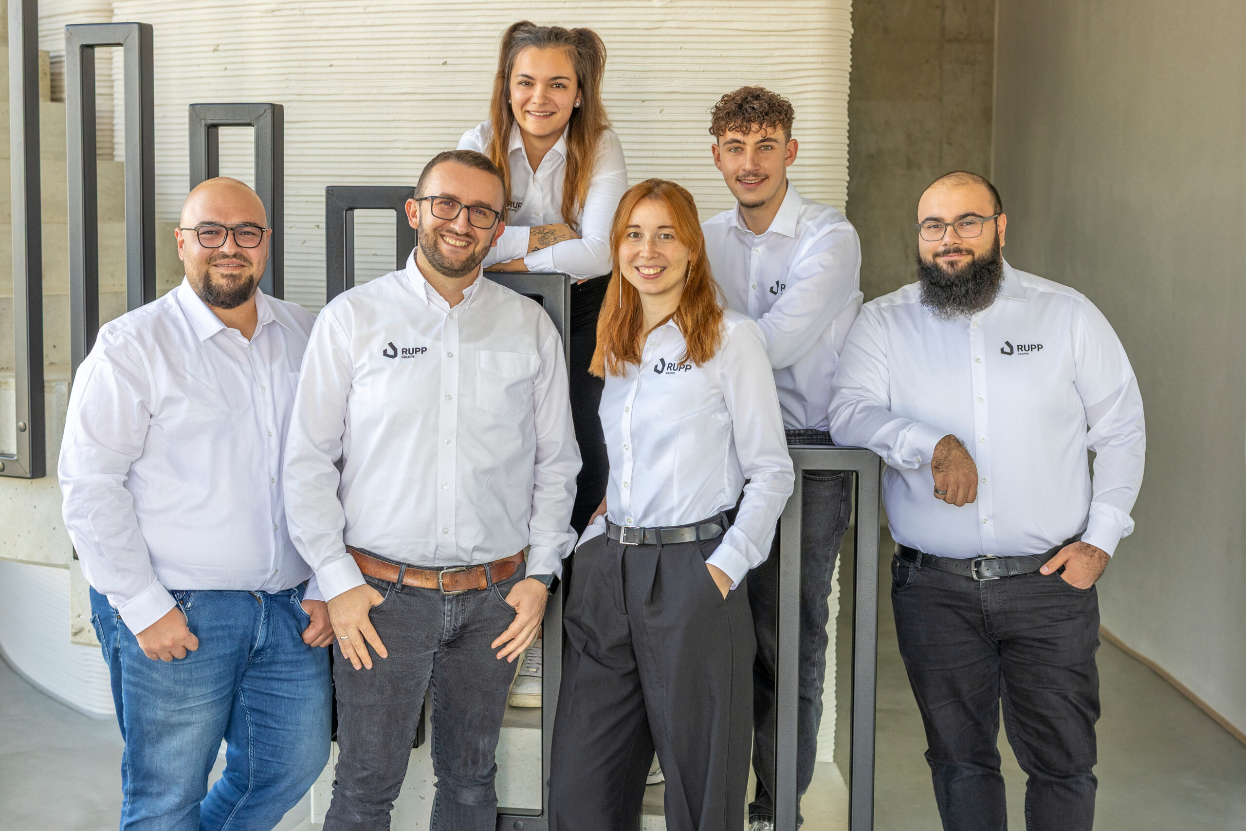 Gruppenbild Architektur 2 scaled